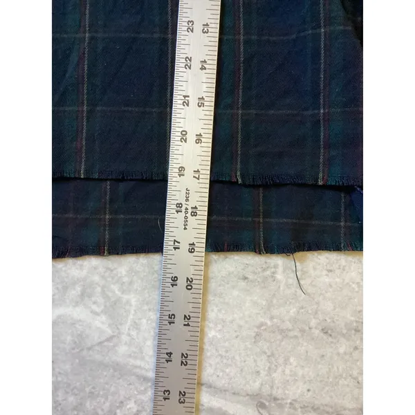 Brandy Melville Womens Plaid V-Neck Long Sleeve Crop Top Navy Green One Size - Image 4