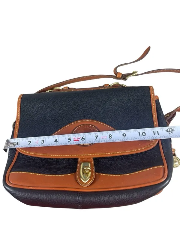 VTG Dooney & Bourke AWL Navy British Tan Pebbled Leather Messenger Top Handle - Image 10