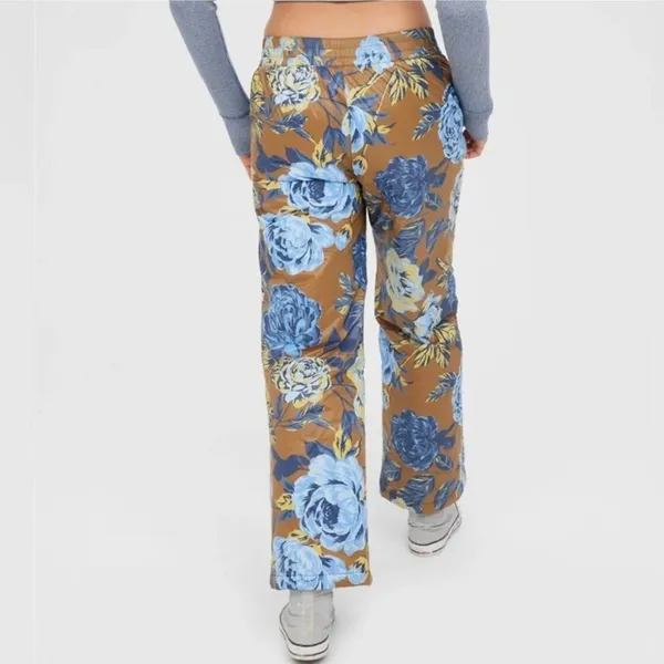 Offline by Aerie Bronze Floral Chillside Snow Puffer Ski Pants Sz L NEW‎ - Image 2