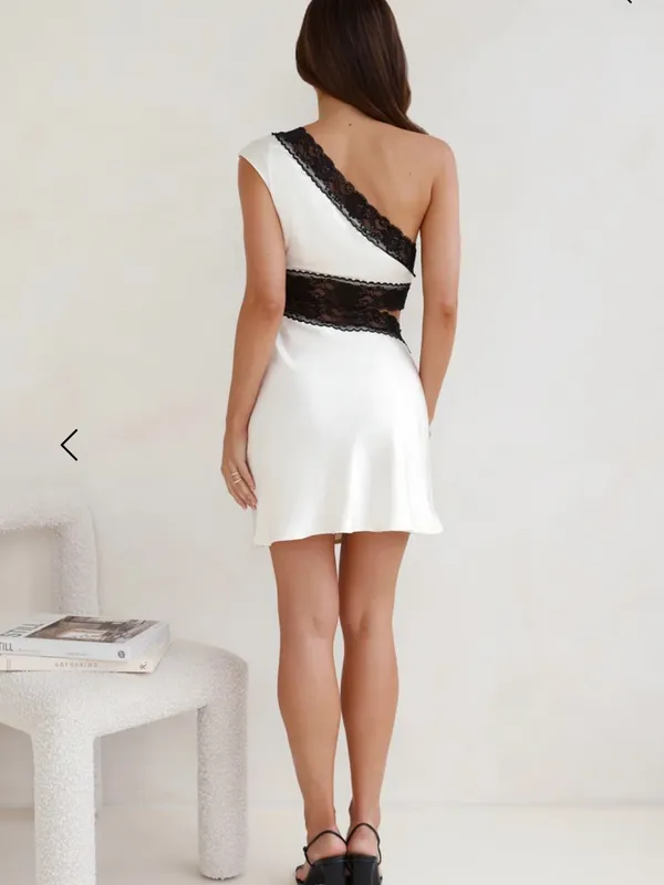 Hello Molly White One-Shoulder Mini Dress with Black Lace - Image 3