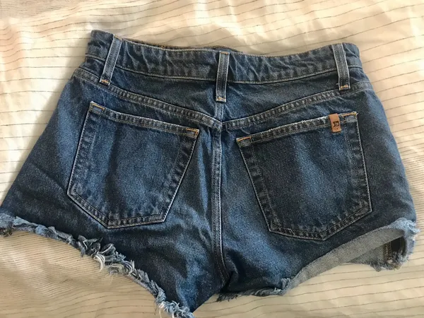 Shorts - Image 2