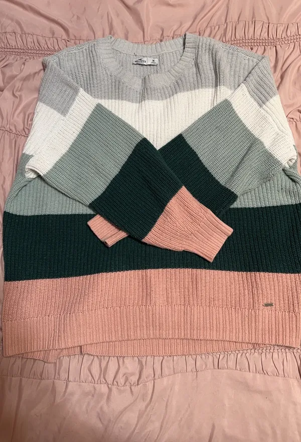 Hollister Sweater - Image 2