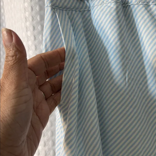 Southern Tide kyle sky blue striped skort with white built in shorts. Size Med - Image 3
