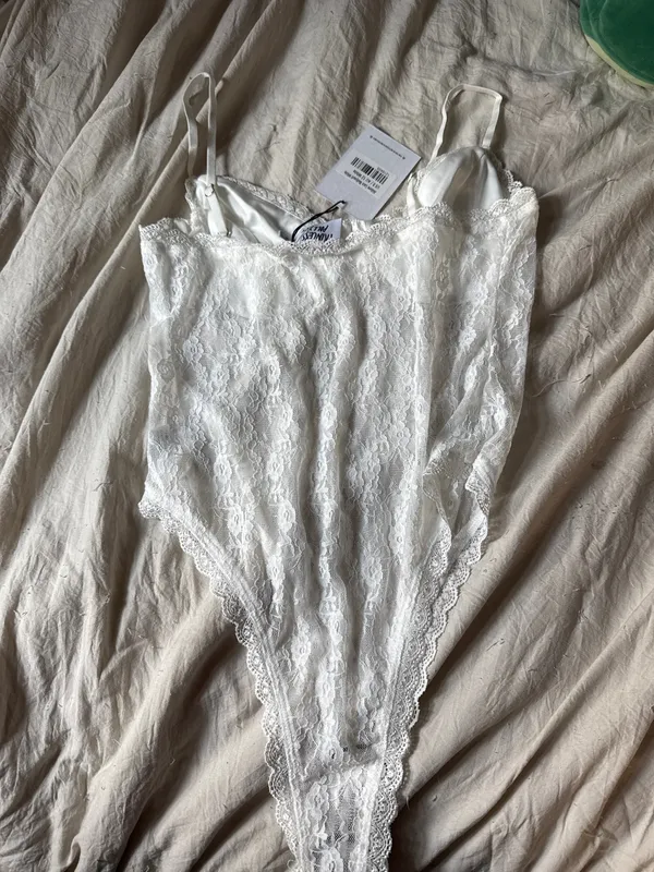 Princess Polly white lace bodysuit - Image 2