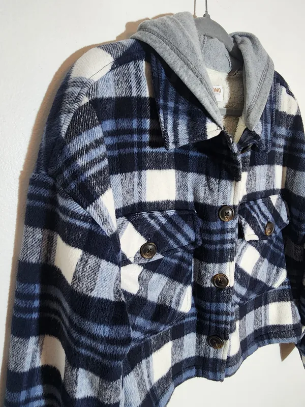 Ci Sono Blue and White Plaid Cropped Shacket with Gray Hoodie Size Large - Image 3