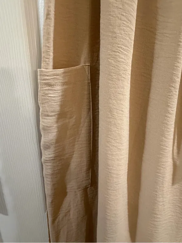 Beige Wide - Image 3