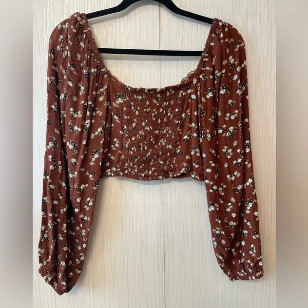 BP. Long Sleeve Floral Crop Top with Lace Trim –‎ Size Small - Image 7