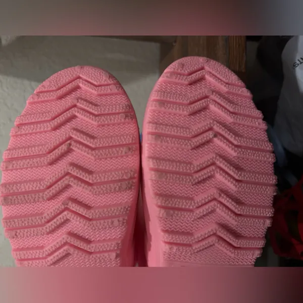 Seven7 brand. Womens Pink Glossy Rain Boots size 7 - Image 13