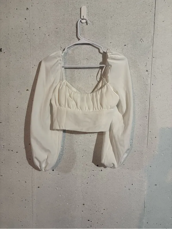 NWT Princess Polly Ariah Long Sleeve Top | Size: 8 - Image 4