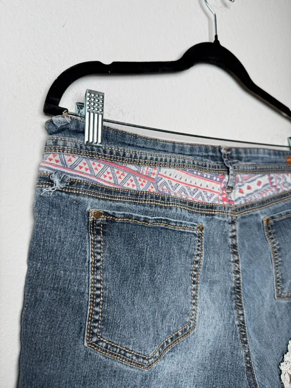 LEI Y2K Boho Denim Shorts with Lace Fringe - Image 3