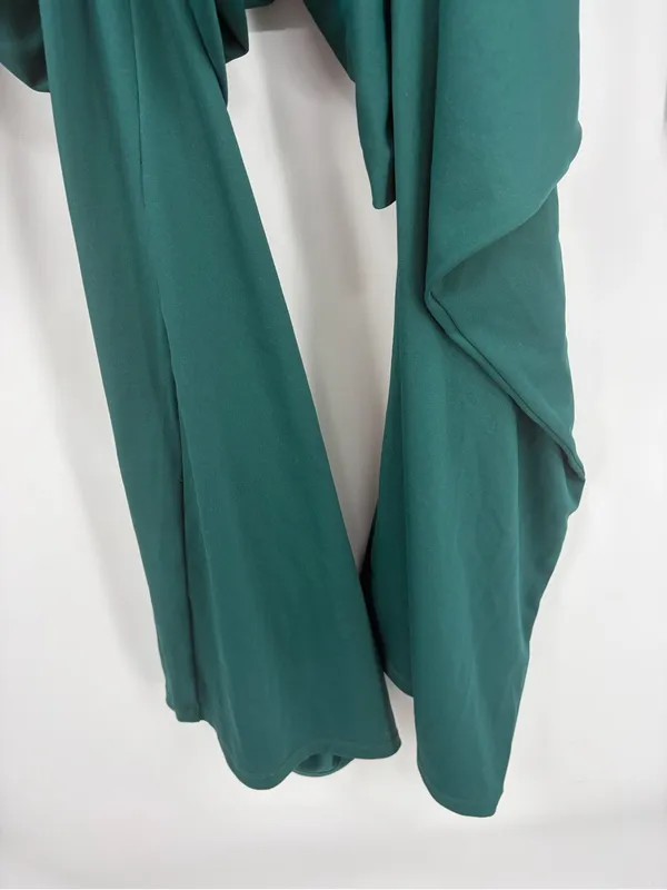 Halara long sleeve wide leg jumpsuit women’s L NWT rain forest green wedding - Image 4