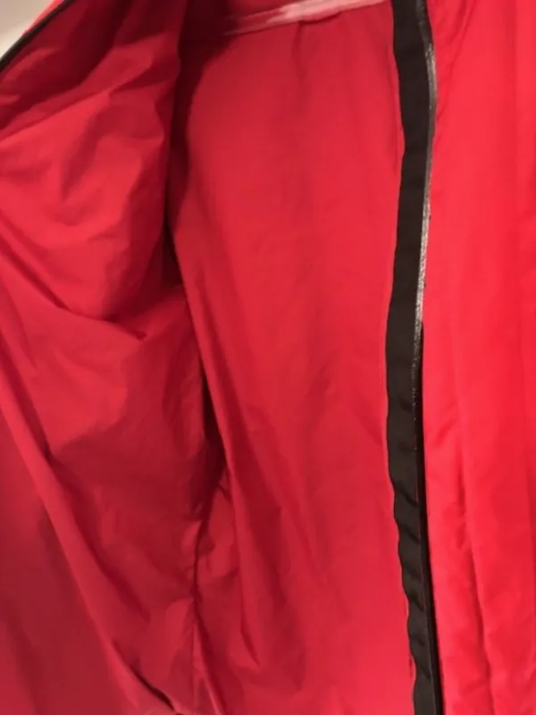 Nike Women’s Size M Red Quilted Full Zip Lightweight Jacket Zip Pockets - Image 7