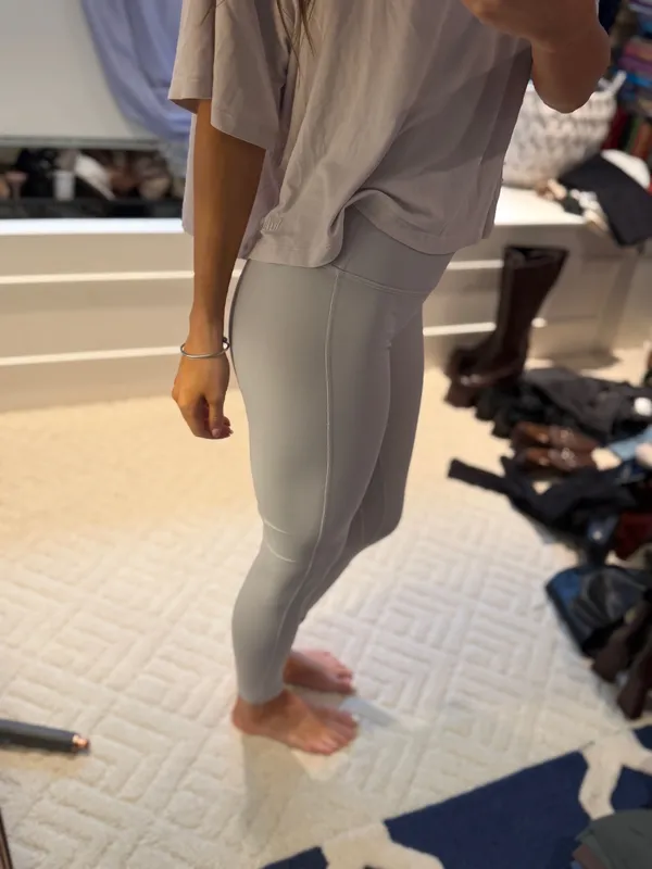 Lululemon High Rise Leggings Cream Size 4 - Image 2