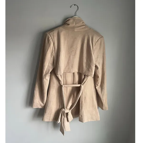 Flawless Minimalist Neutral Office Work Cropped Trench Pockets Small Fall Tan Camel Beige - Image 3
