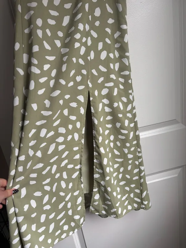 Midi Lulus Dress - Image 2