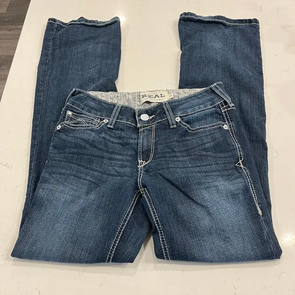 Ariat Arrow Fit Mid Rise Shayla Boot Cut Jean size 28R - Image 4