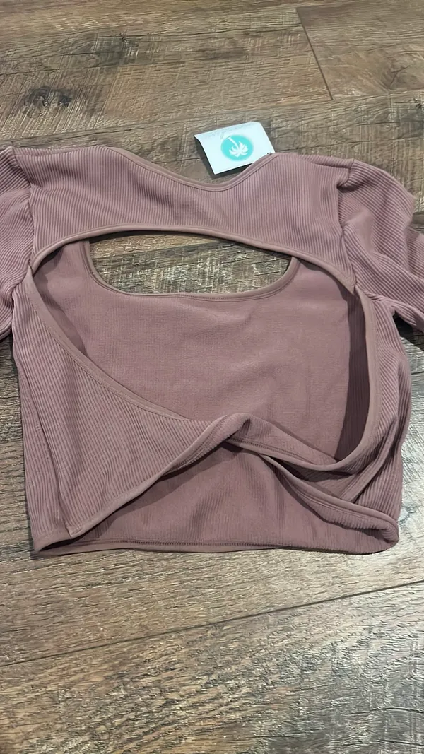 by together cutout back top - Image 4