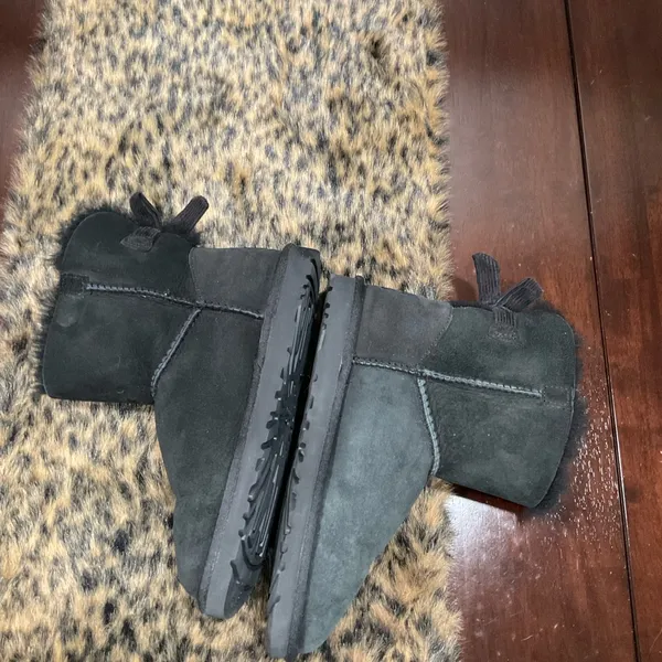 UGG CORDUROY‎ SINGLE BOW BOOTS - Image 9