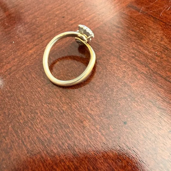 Vintage Ring Size 6.5 - Image 2