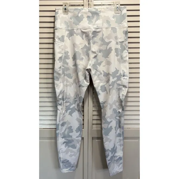Just Fab Camo Ankle Leggings Size XL High Rise Activewear Pockets Cream/Gray EUC - Image 3