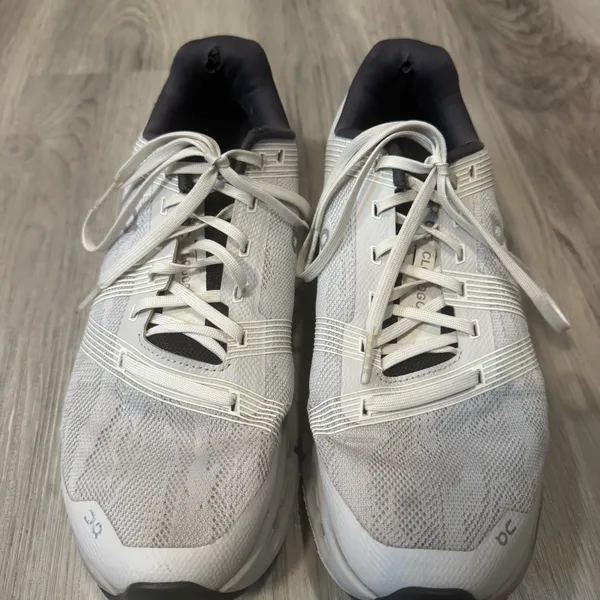 On Cloud Size 9 - On Cloudgo White/Glacier Running Shoes - Image 3