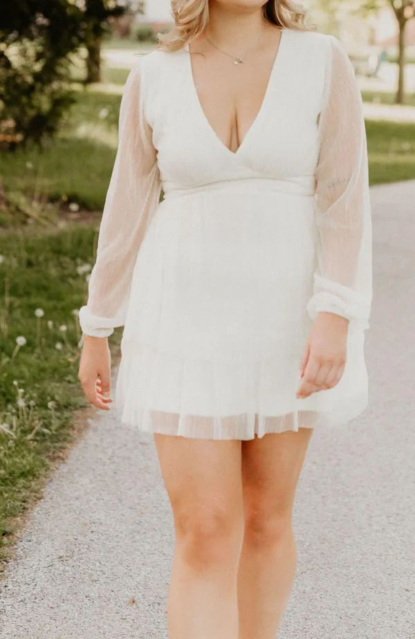 Francesca’s Shimmer Dress White Size L - Image 3