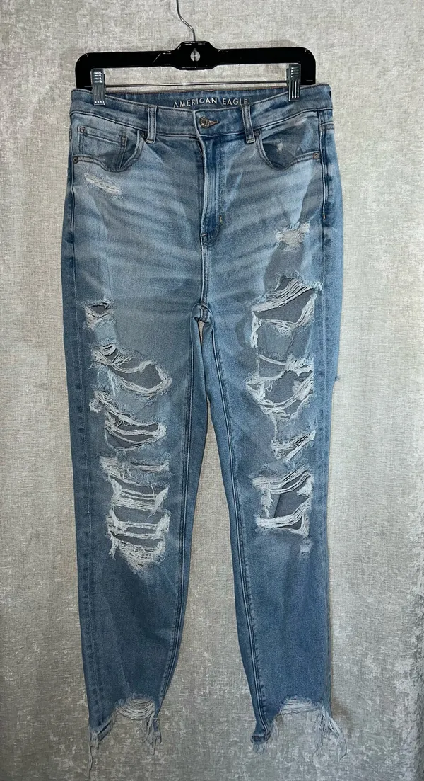 American Eagle Jeans - Image 2