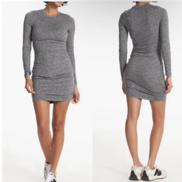Vuori Halo Ruched Dress Womens Medium‎ Heather Grey DreamKnit Long Sleeve Mini - Image 2