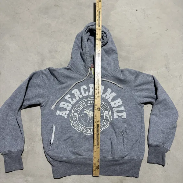 Vintage Y2K Abercrombie and Fitch 1892 Women's SZ L Crop Gray Hoodie Sweatshirt - Image 4