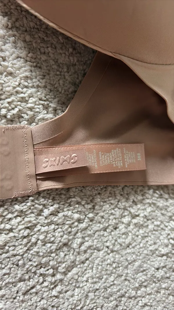 SKIMS Nipple Push-Up Bra Ultimate - Image 4