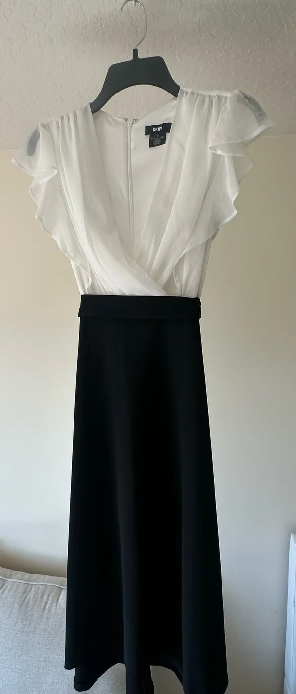 DKNY Dress - Image 5