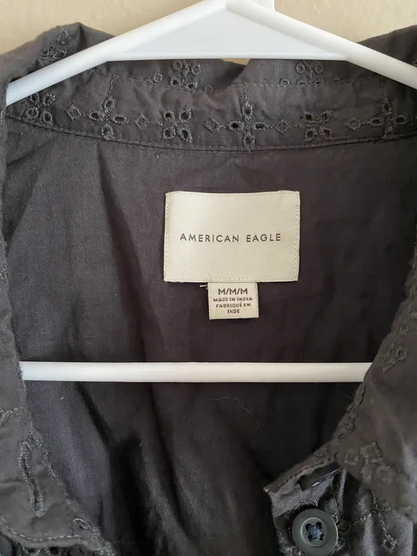 American Eagle Floral Button Down Shirt - Image 3