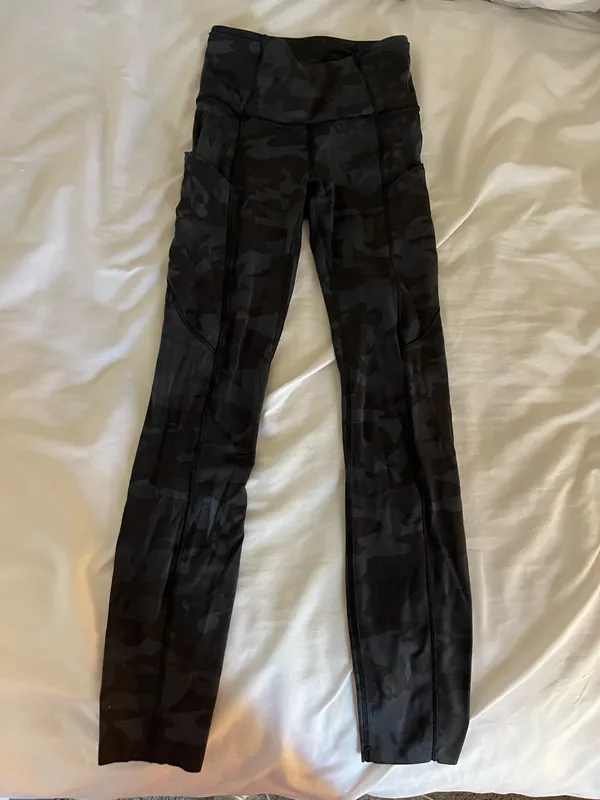 Lululemon black camo leggings 0 - Image 2