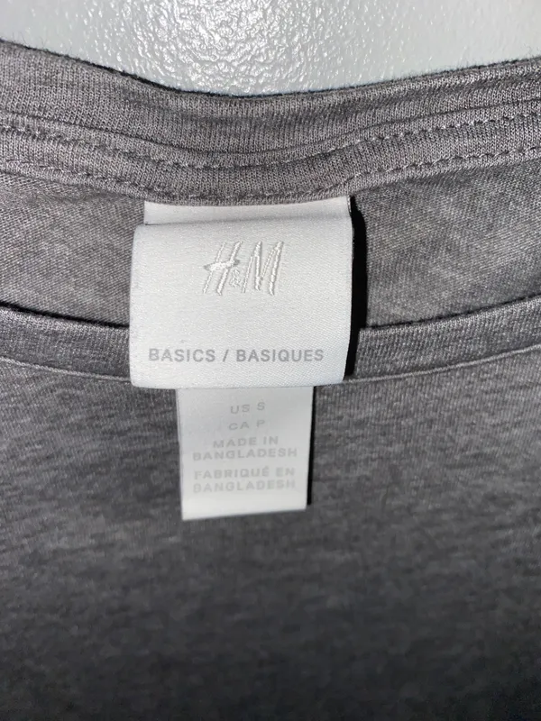 H&M Gray Tee - Image 2