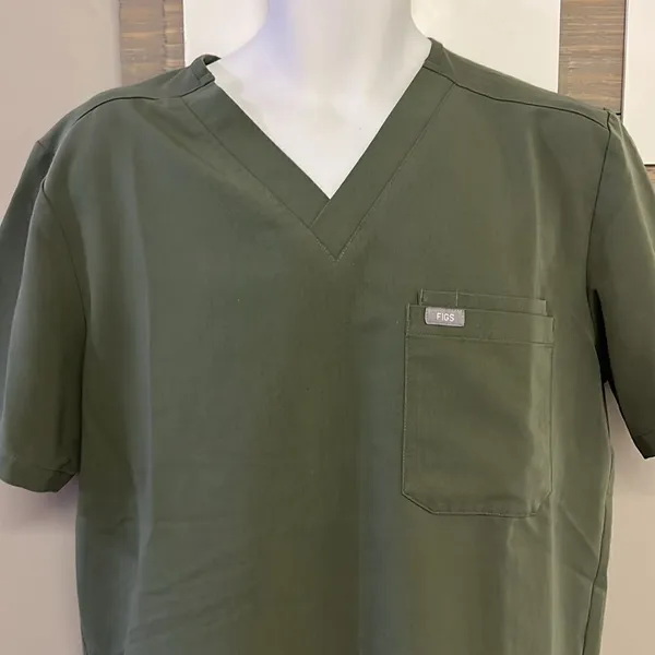 FIGS Technical Collection Olive Short Sleeve PO1644 Medical Scrub Shirt- Large - Image 4