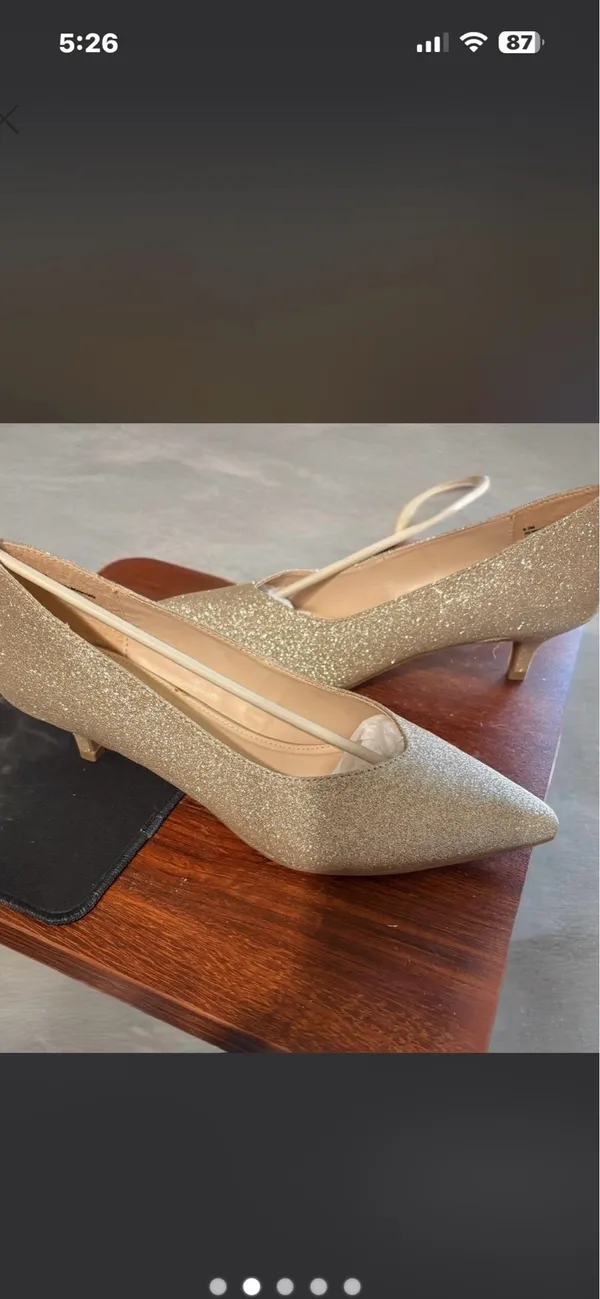 Gold Kitty Shoes Size 8.5 - Image 2