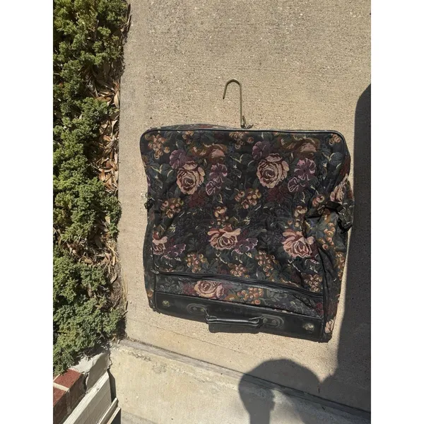 Lexil Travelware Tapestry Rolling Luggage Suitcase Floral 20" L 23" W - Image 6