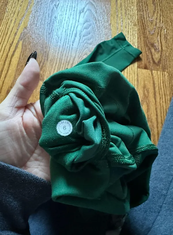 Lululemon Wunder Train Leggings 28” - Image 3