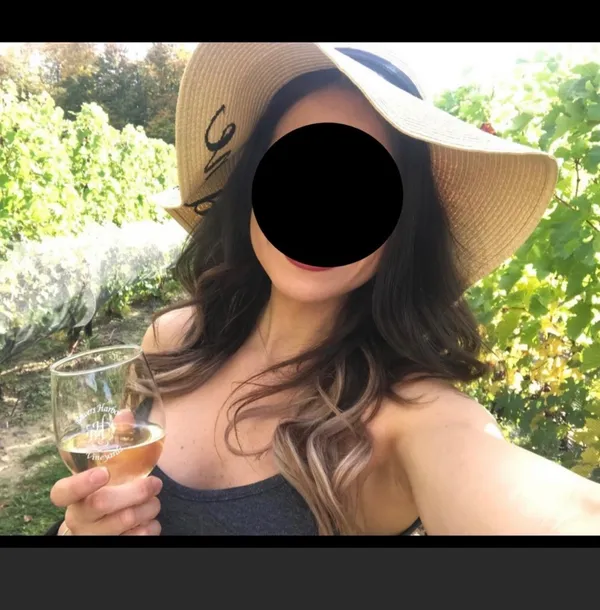 Bride to Be Floppy Beige Straw Hat Tan - Image 7