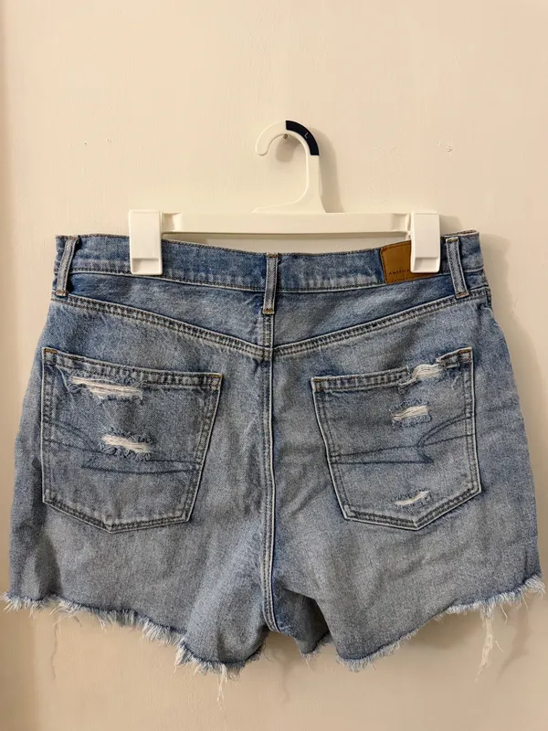 American Eagle Mom Shorts - Image 2
