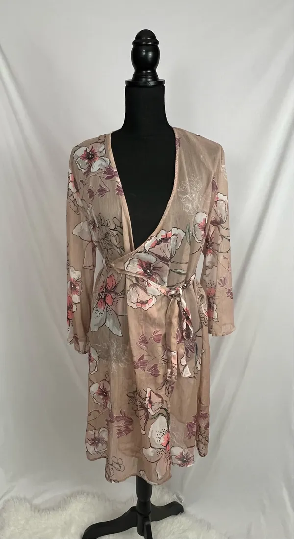 Charlotte Russe Pink Wrap - Image 2