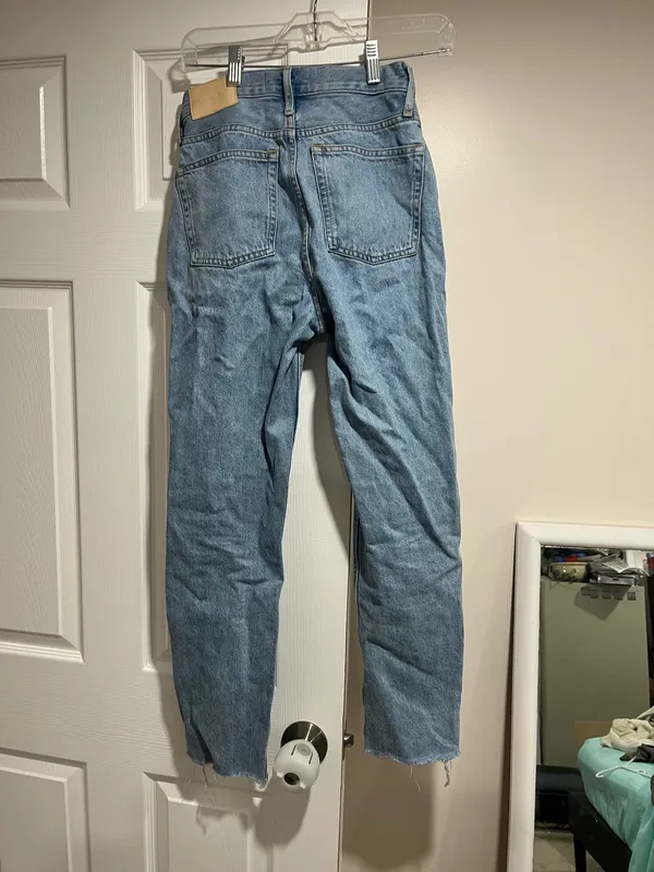 Everlane 90s cheeky straight leg jean raw hem button fly (not the exact as cover photo) - Image 5