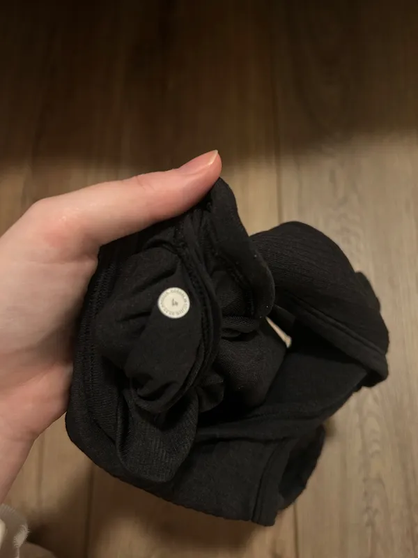 Lululemon Ebb to Street Cropped Racerback Tank Top Black - Image 5