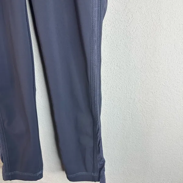 Lululemon Wunder Under Hi-Rise 23” tights size 4 - Image 5