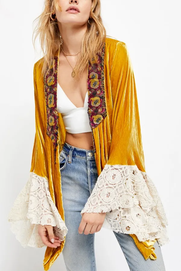 Free people stunning Wanderlust velvet jacket - Image 3