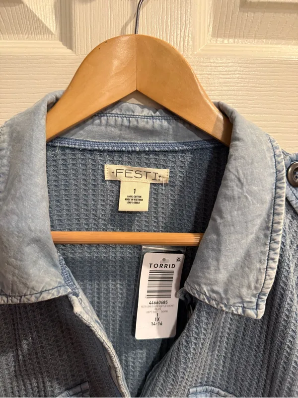 Festi by torrid Washed Light Blue Button - Image 2