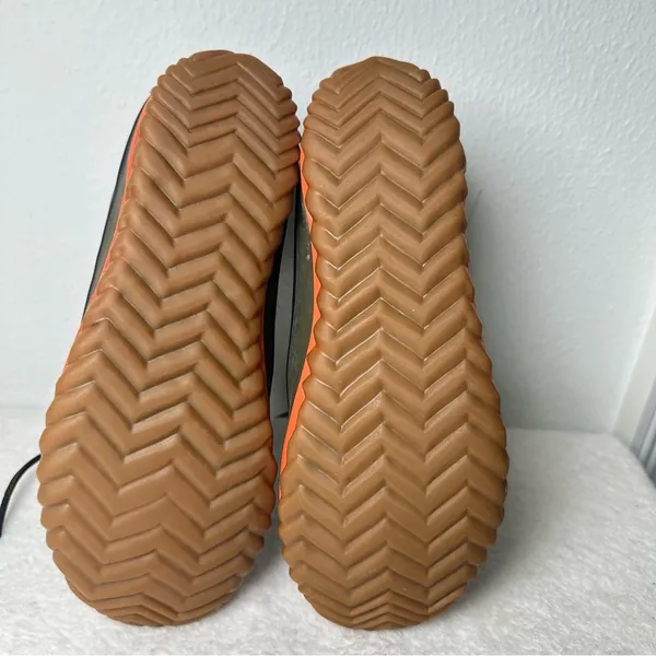 Sorel Waterproof Out And About Green Olive and Orange Winter Ankle Boots - Image 14