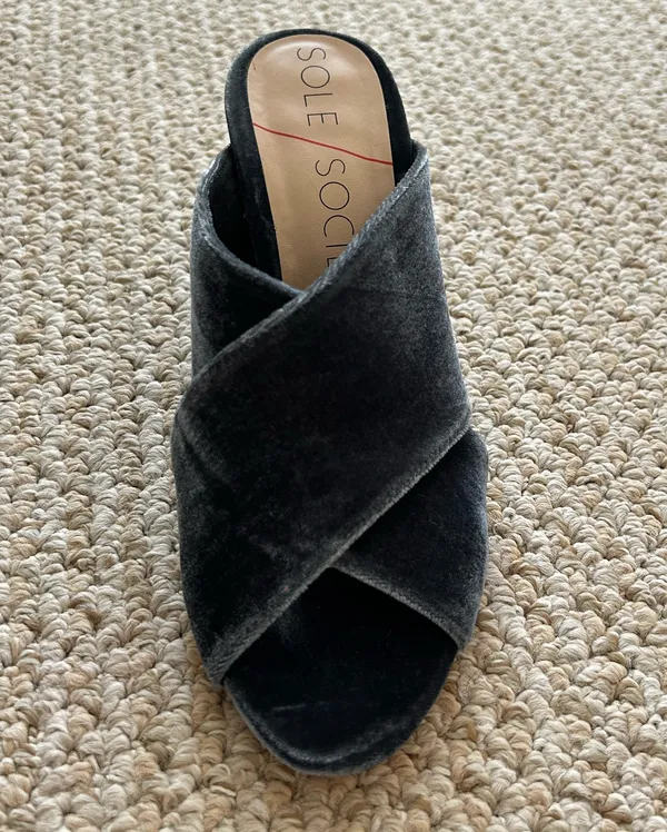SOLE SOCIETY Luella Cloud Blue Crisscross Mules - Image 9