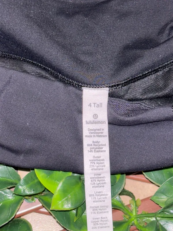 Lululemon Speed Up Shorts Size 4 Long 4" - Image 5