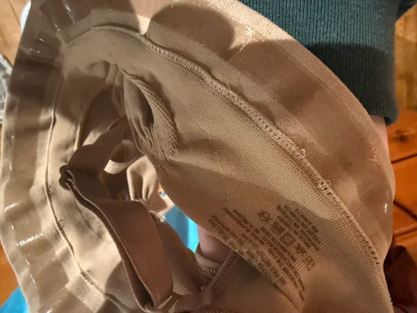 SKIMS Sculpting Bralette - Image 4